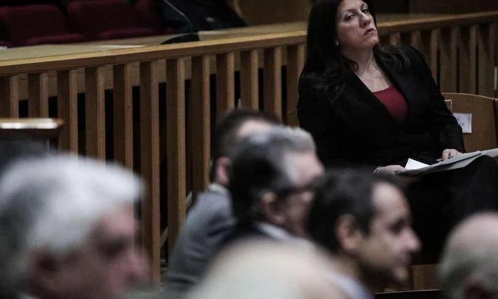 Χάος στη δίκη του αρχιμαφιόζου «το Λίπος»: Άγριος καυγάς μεταξύ της προέδρου και της Ζ. Κωνσταντοπούλου που φωτογράφιζε αστυνομικούς